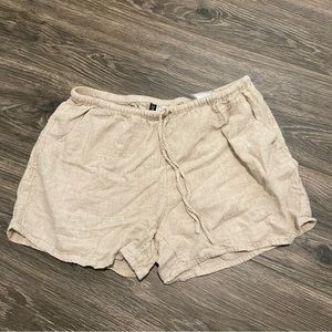 H&M cream oatmeal linen blend drawstring shorts, size M